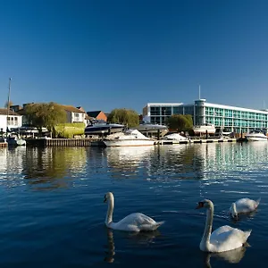 Captain's Club & Christchurch (Dorset)
